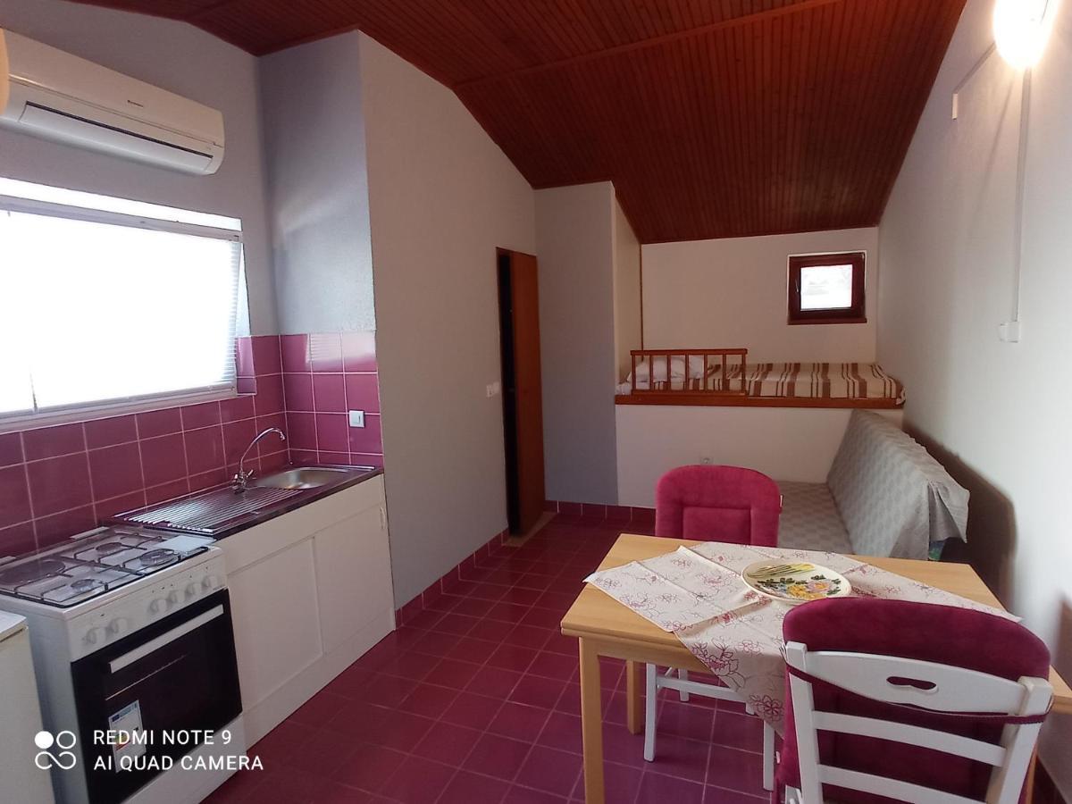 Studio Apartman Премантура Екстериор снимка
