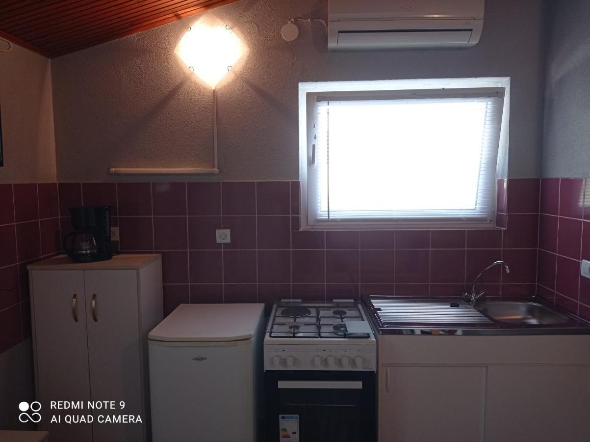 Studio Apartman Премантура Екстериор снимка
