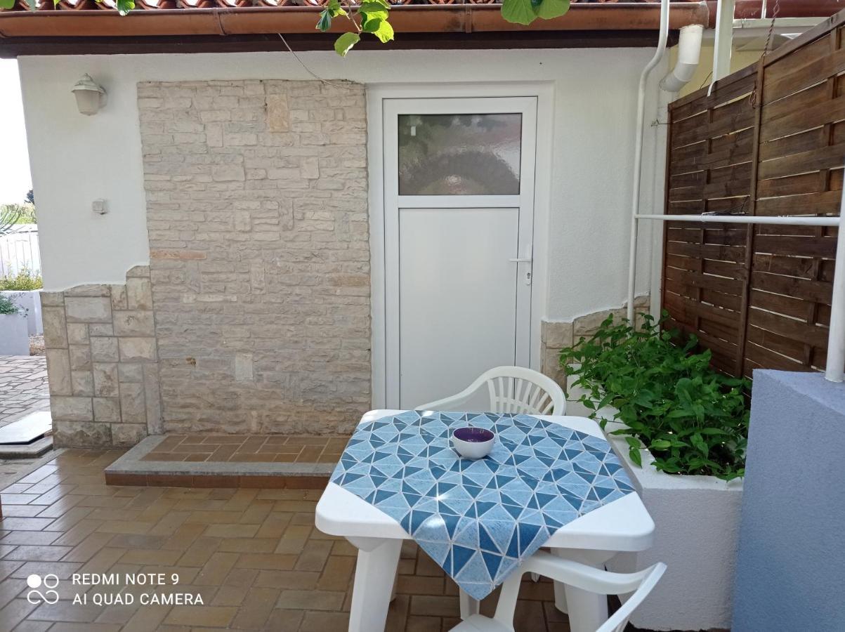Studio Apartman Премантура Екстериор снимка